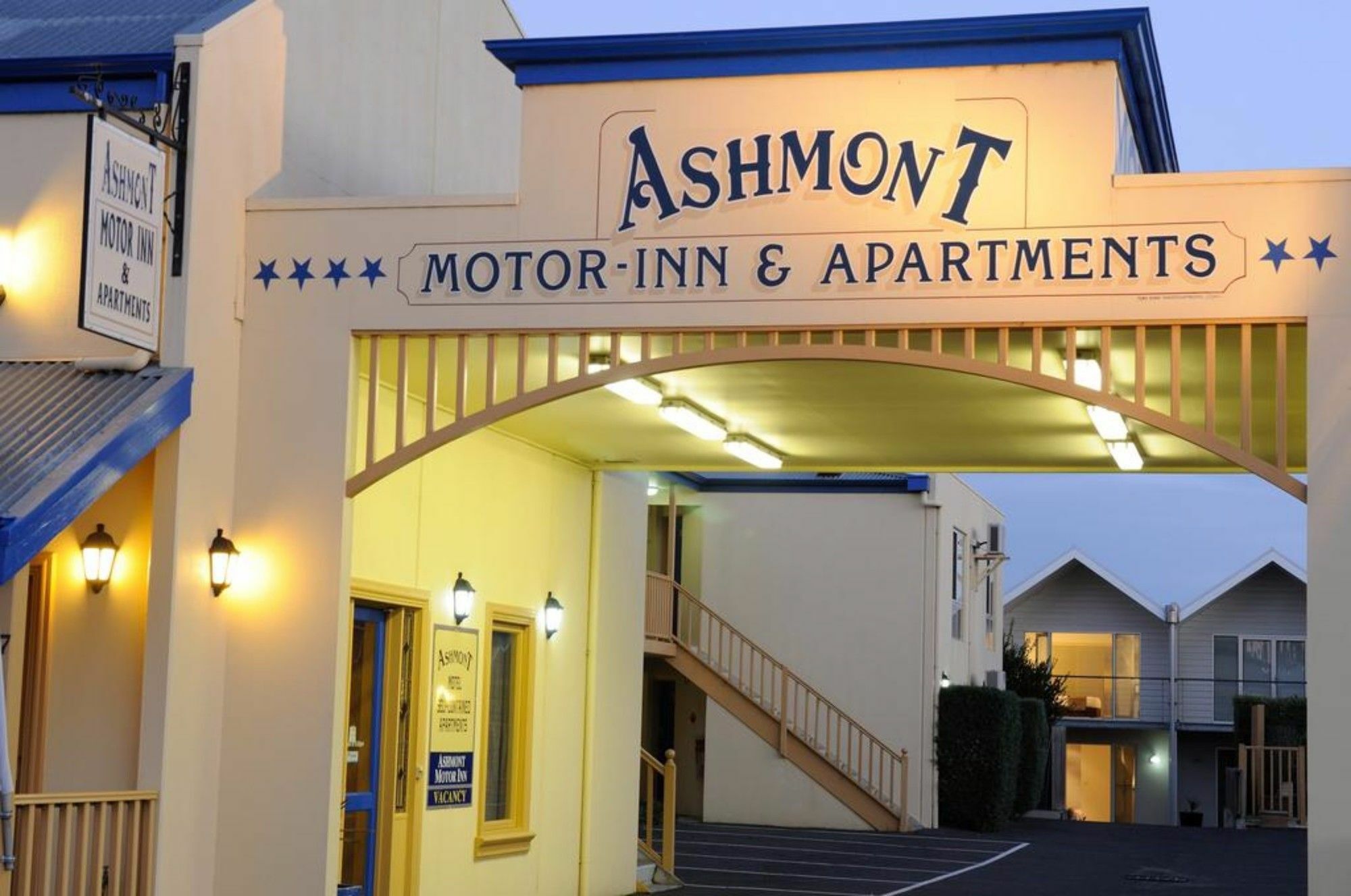 Ashmont Motel And Apartments Port Fairy Eksteriør billede